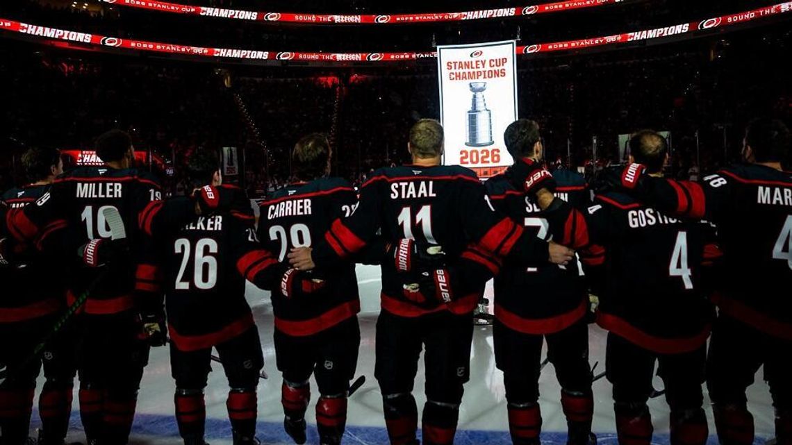 Liga NHL - porażka mistrza na inaugurację Liga NHL - porażka mistrza na inaugurację