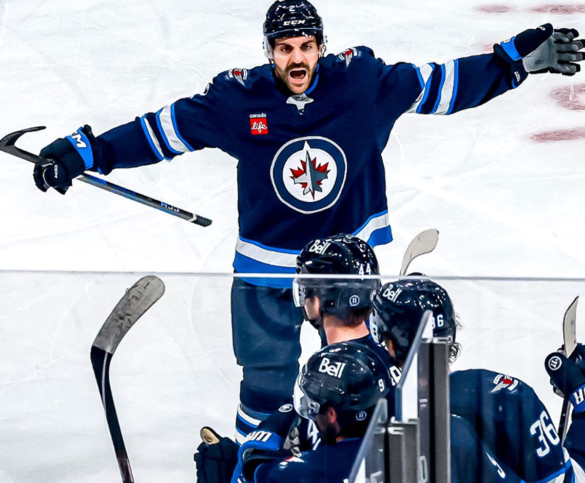 Liga NHL - zwycięstwo Jets po dwóch dogrywkach