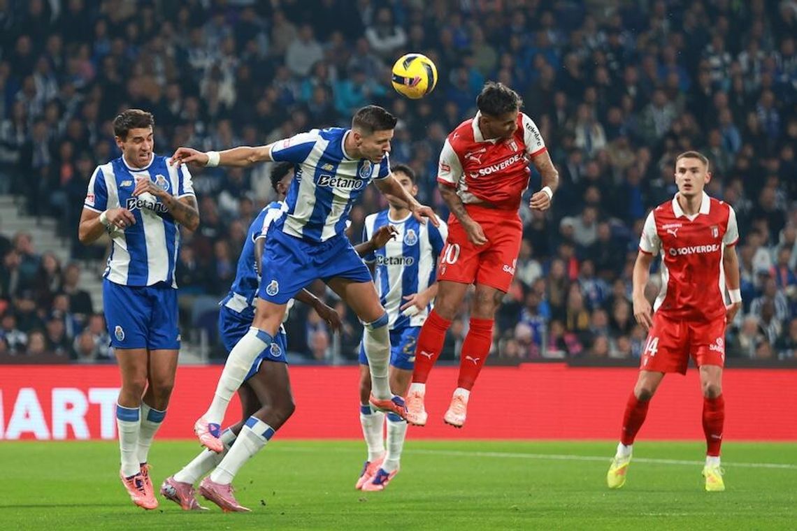 Liga portugalska - niepokonane „polskie” FC Porto nadal na czele Liga portugalska - niepokonane „polskie” FC Porto nadal na czele
