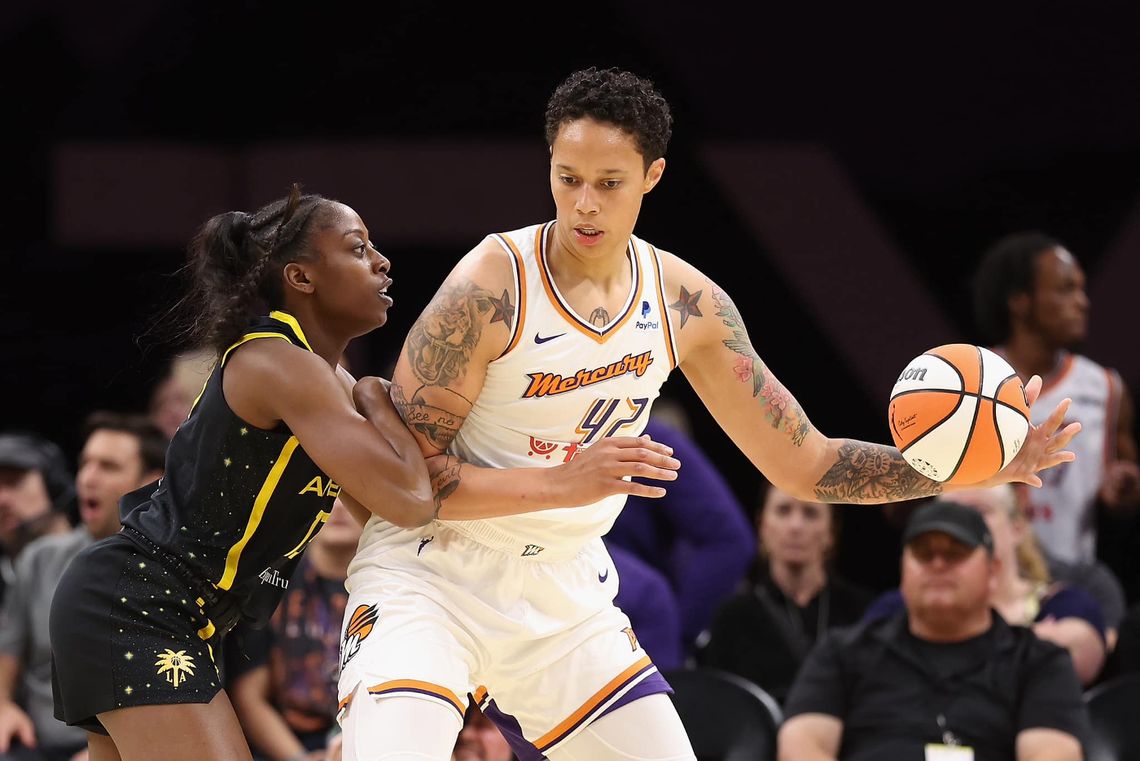 Liga WNBA - wiceprezydent USA Kamala Harris na meczu Brittney Griner