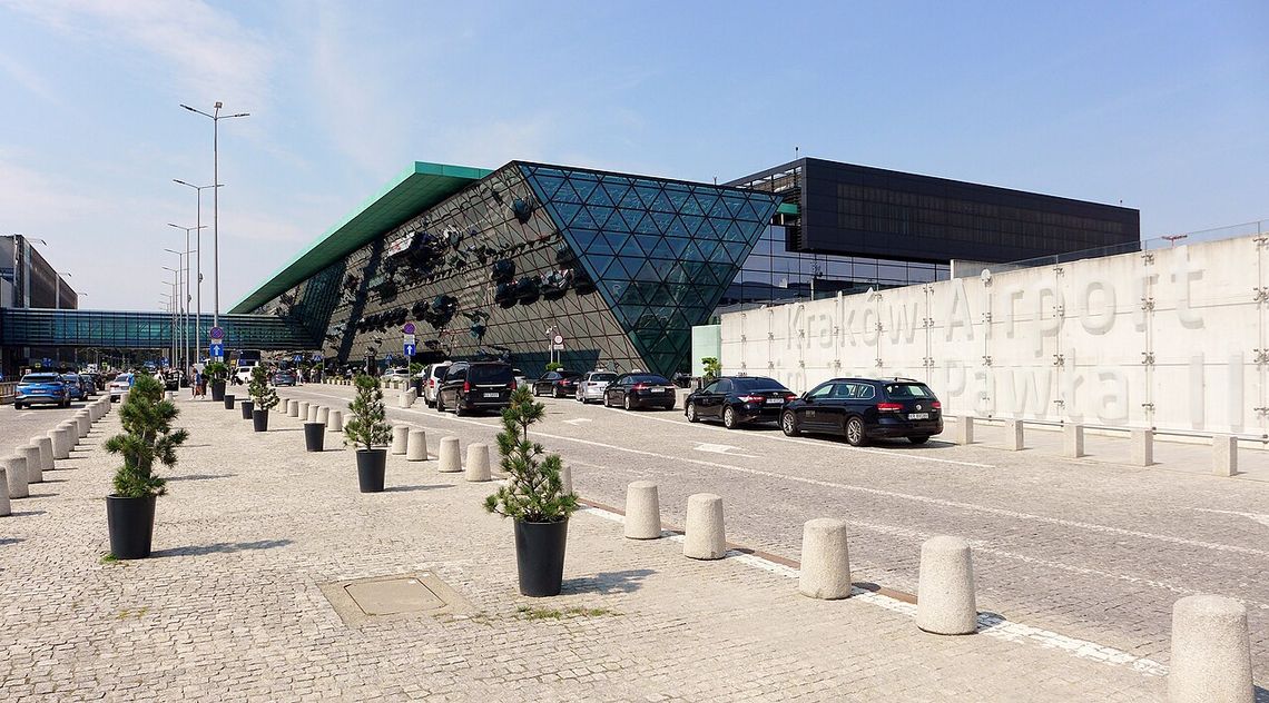 Lotnisko Kraków Airport od środy znosi limit płynów w bagażu podręcznym