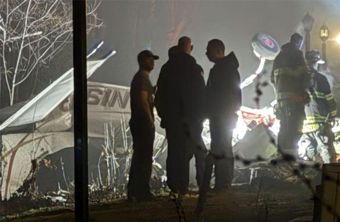 Mały samolot rozbił się w okolicy Deerfield, zginął pilot (WIDEO)