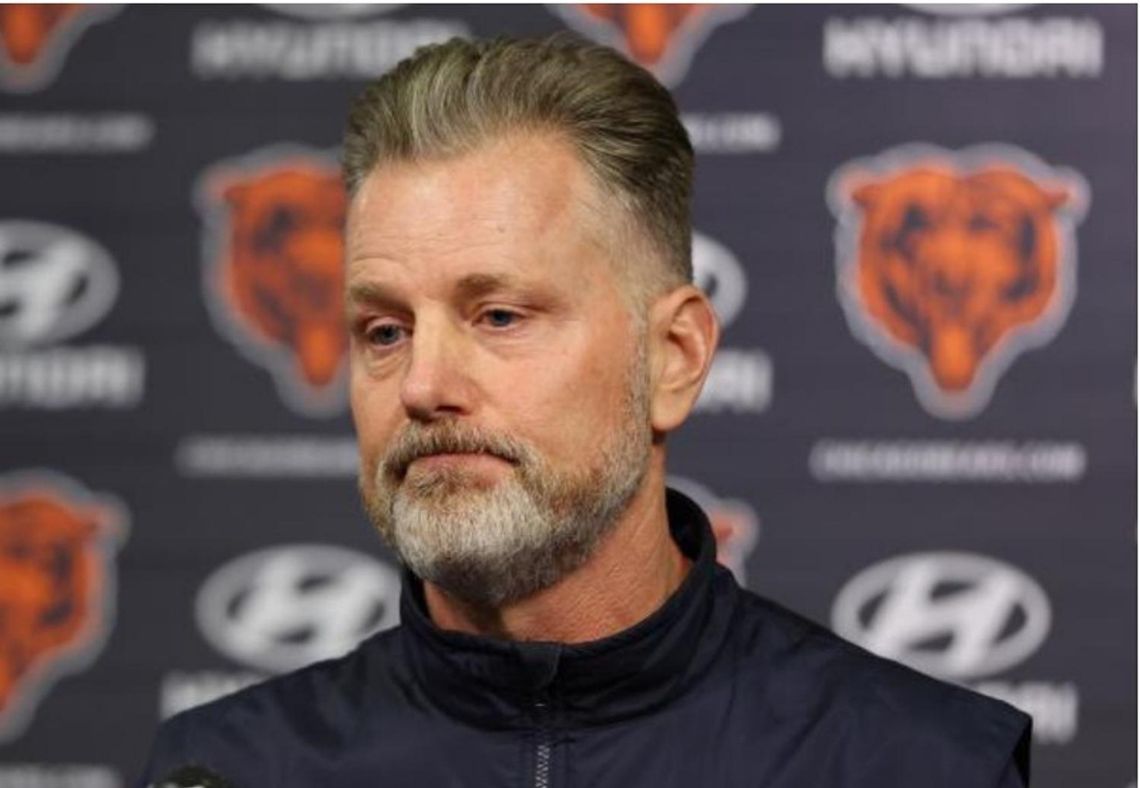 Matt Eberflus przestał być trenerem Bears. Thomas Brown jego tymczasowym następcą