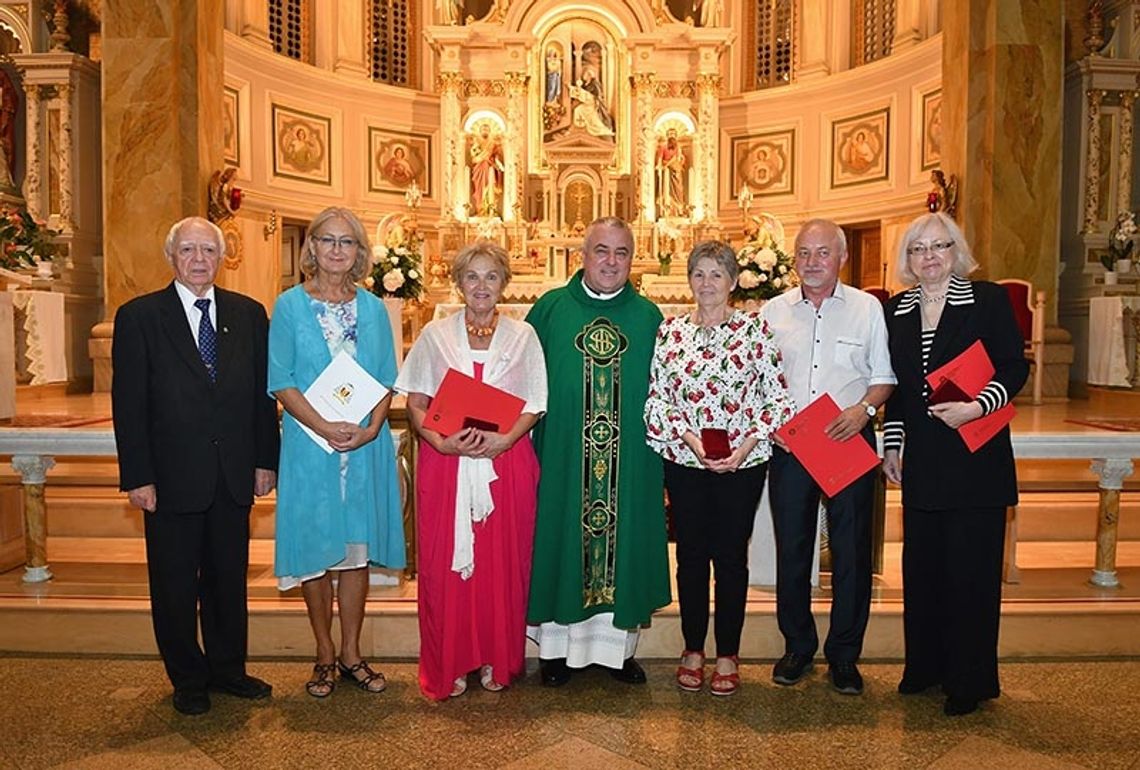 Medale „Pro Polonia et Ecclesia” dla zasłużonych działaczy polonijnych w Chicago