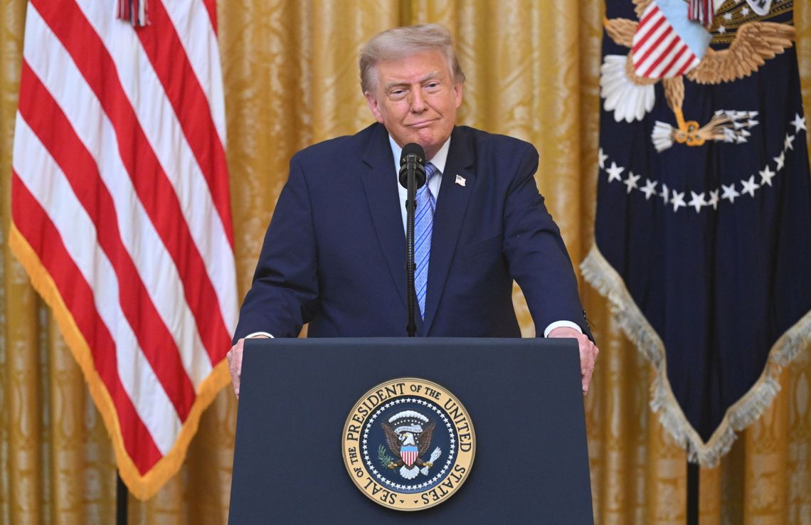 Media: Odtajnione przez Trumpa dokumenty nie dowodzą jego narracji o wyborach 2020 r. Media: Odtajnione przez Trumpa dokumenty nie dowodzą jego narracji o wyborach 2020 r.