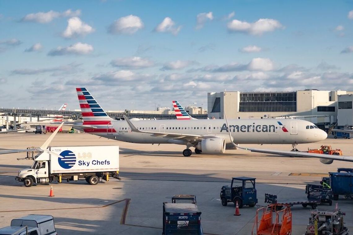 Media: wyższe ceny paliwa czynnikiem przyspieszającym zmiany w branży lotniczej