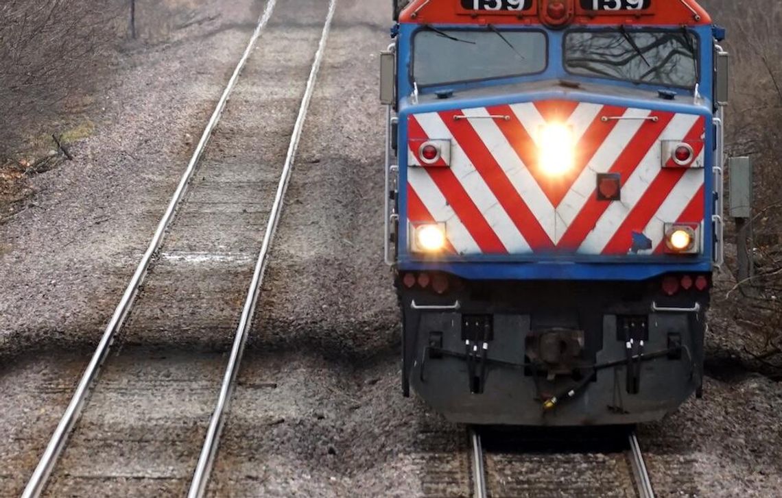 Mężczyzna zginął na torach Metry w Mount Prospect