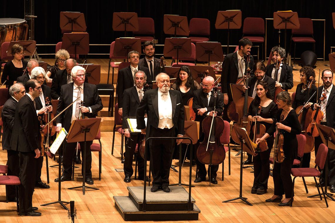 Między ciszą a wielką muzyką