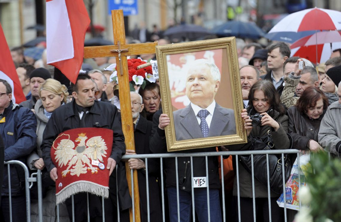 Mikołejko: cały czas istnieje smoleński "bank gniewu"