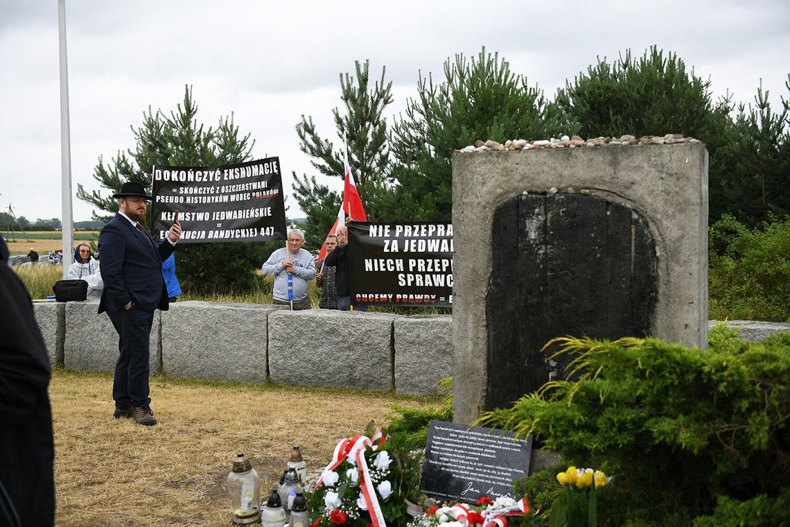 Modlitwy w 84. rocznicę mordu Żydów w Jedwabnem