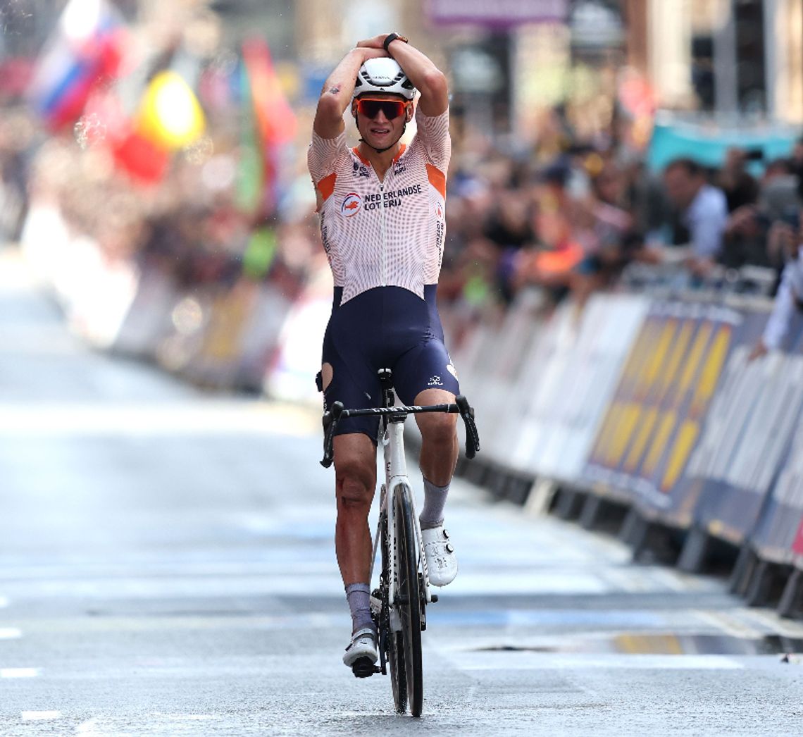 MŚ w kolarstwie - Mathieu van der Poel wygrał wyścig elity, Kwiatkowski nie dojechał do mety