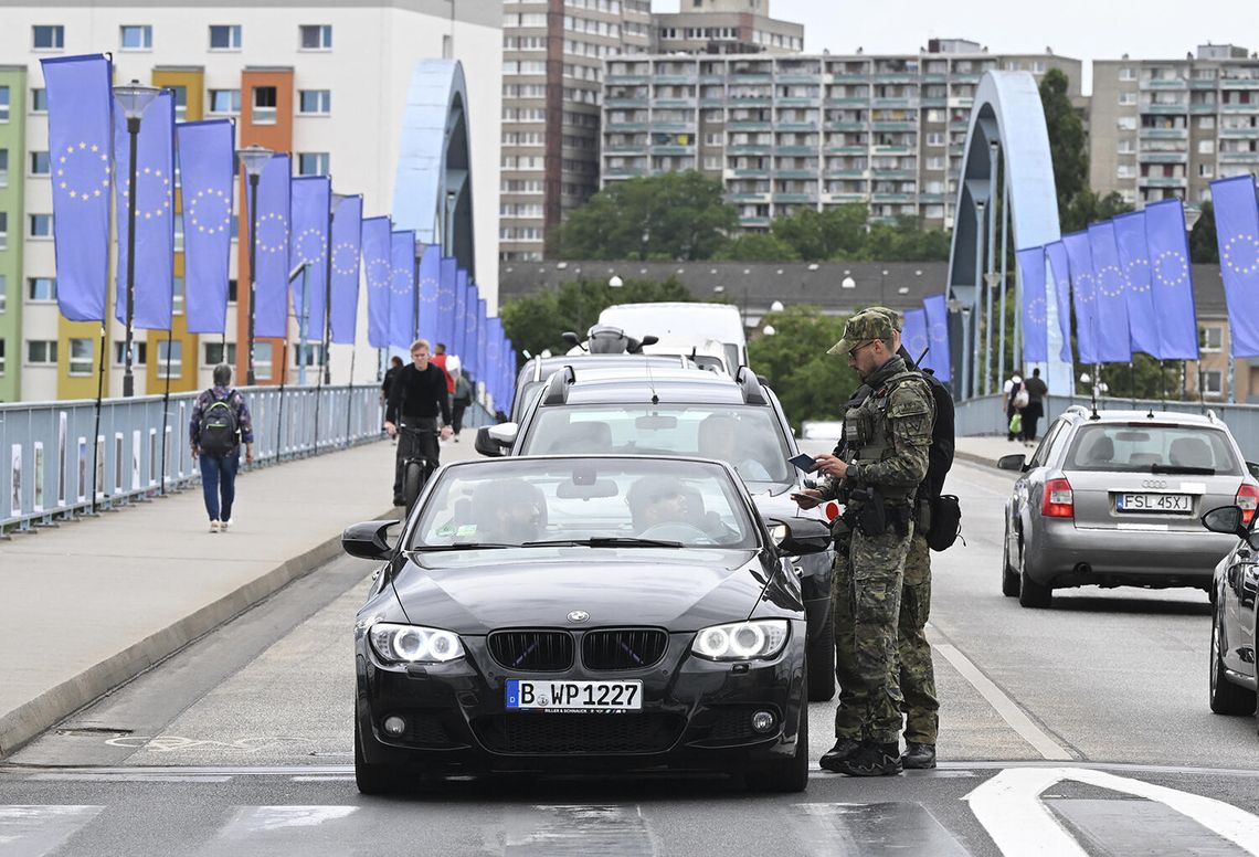 MSWiA chce przedłużenia kontroli na granicy z Niemcami i Litwą do 4 października