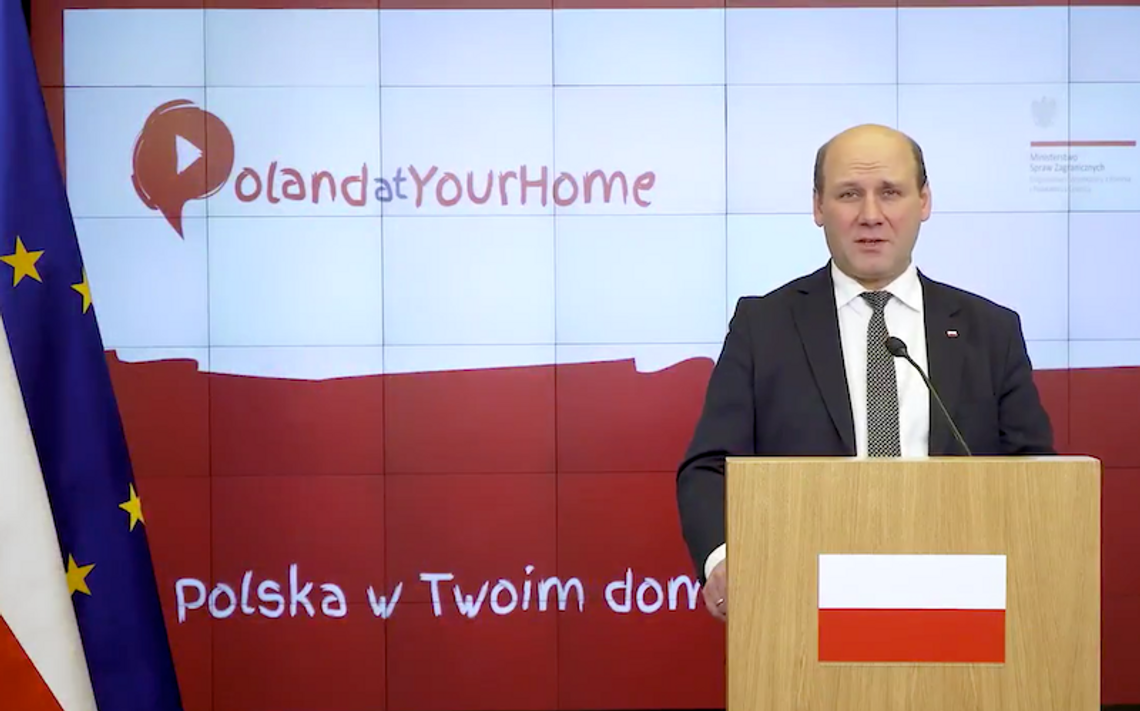 MSZ w akcji "Polska w Twoim domu" zachęca Polonię do korzystania z bezpłatnych programów online (WIDEO)