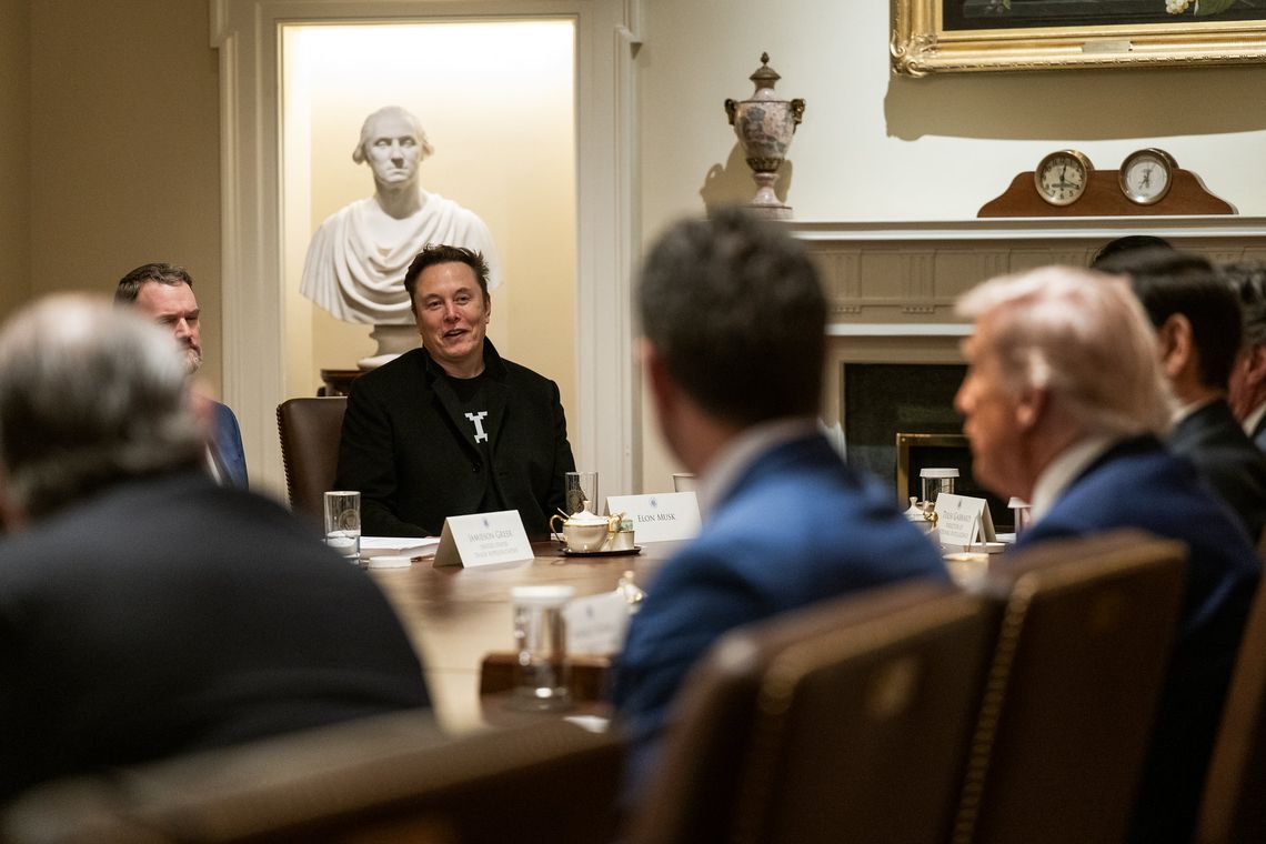 Musk: żałuję niektórych postów o Trumpie