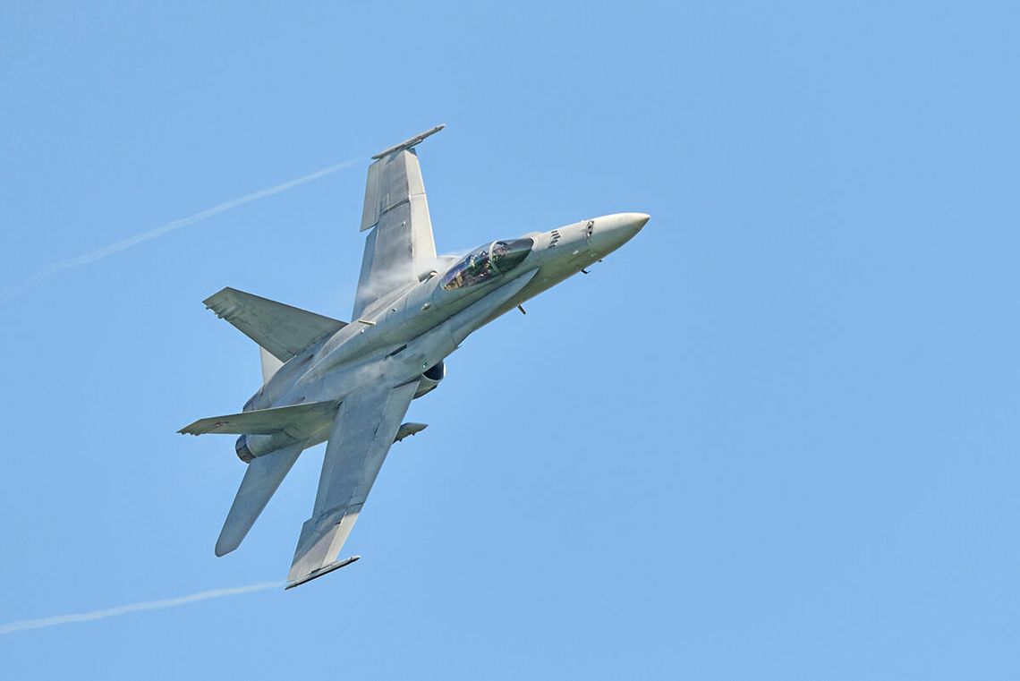 Myśliwiec F-35 rozbił się w Kalifornii Myśliwiec F-35 rozbił się w Kalifornii