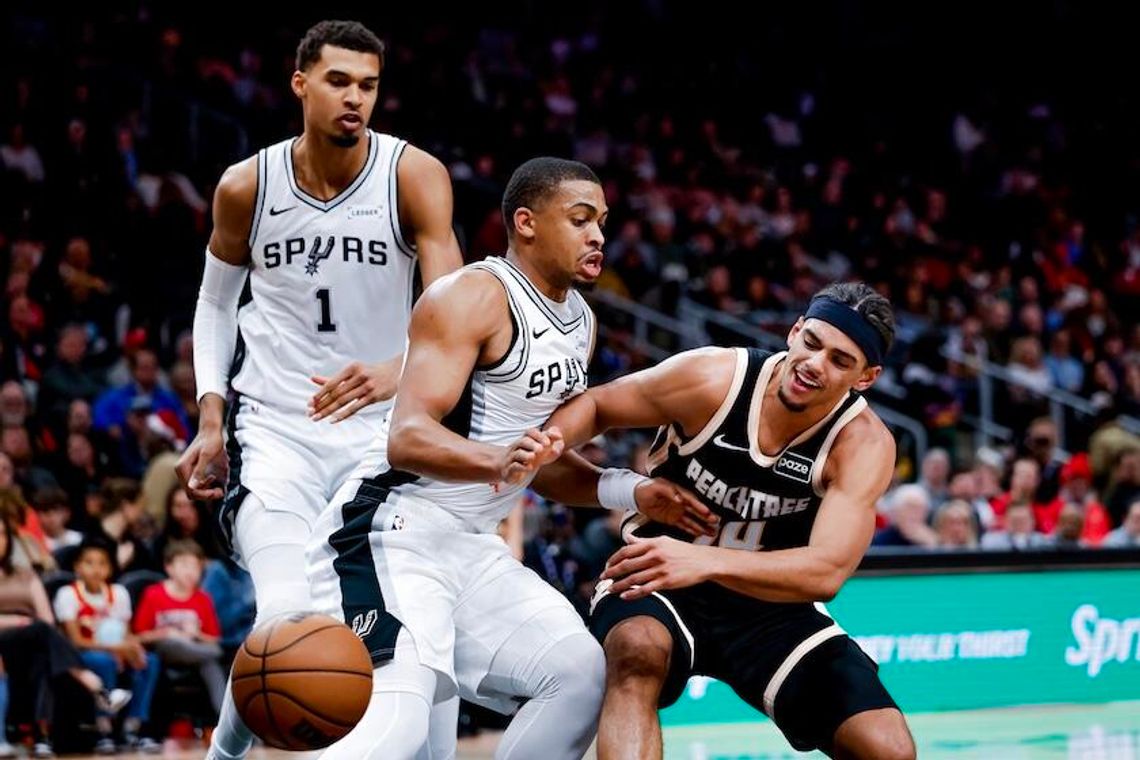 NBA - piąta kolejna wygrana Spurs, Bulls pokonali Cavaliers NBA - piąta kolejna wygrana Spurs, Bulls pokonali Cavaliers