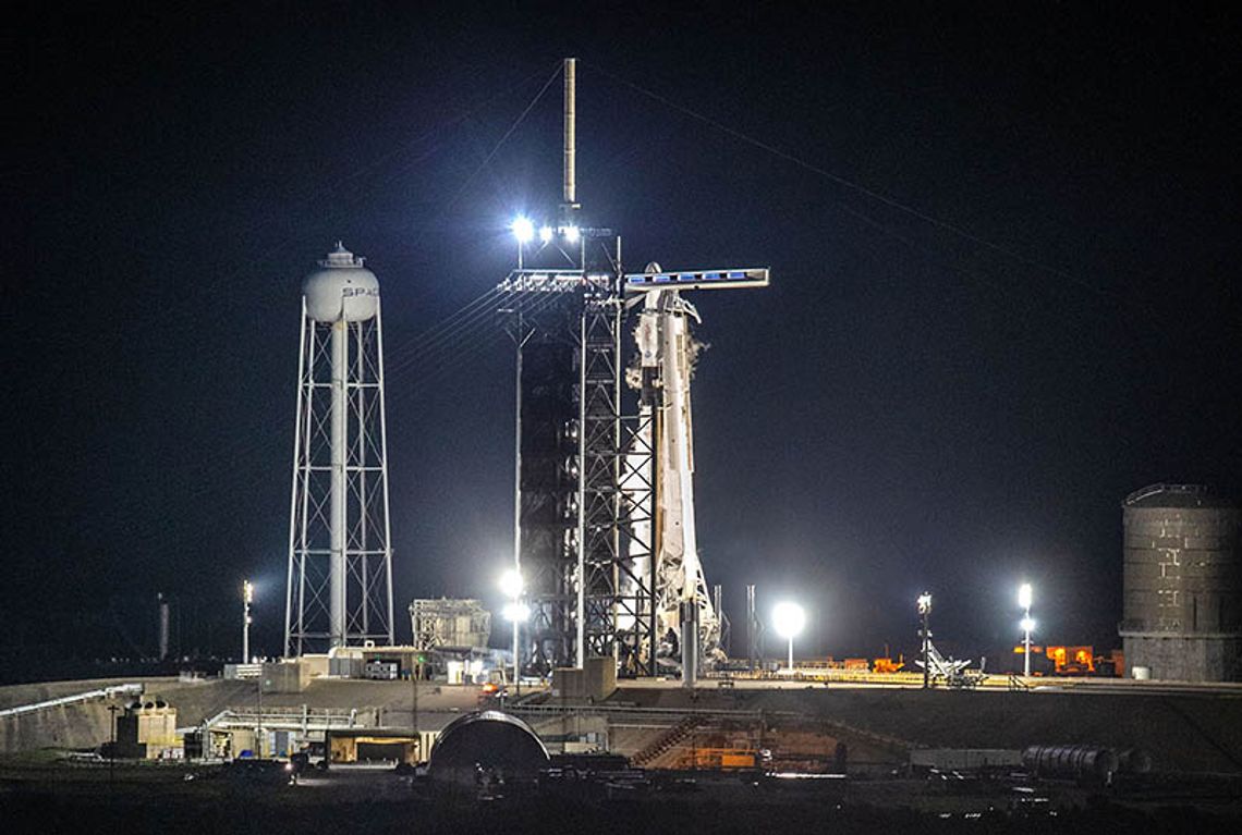 &nbsp;Start rakiety Falcon 9 firmy SpaceX z misją załogową na ISS przełożony o co najmniej dobę