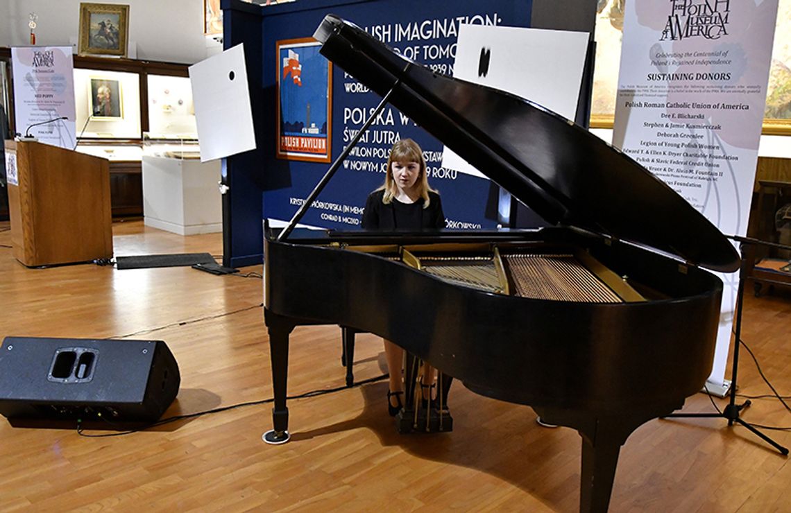 Niezwykły koncert wielu wzruszeń. Mirela Moldovan w Muzeum Polskim w Ameryce