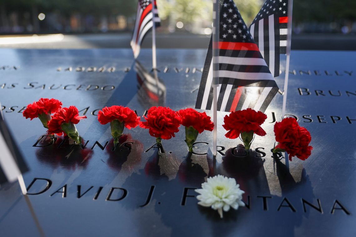 Nowy Jork pamięta o ofiarach ataków terrorystycznych na World Trade Center z 11 września 2001 r.