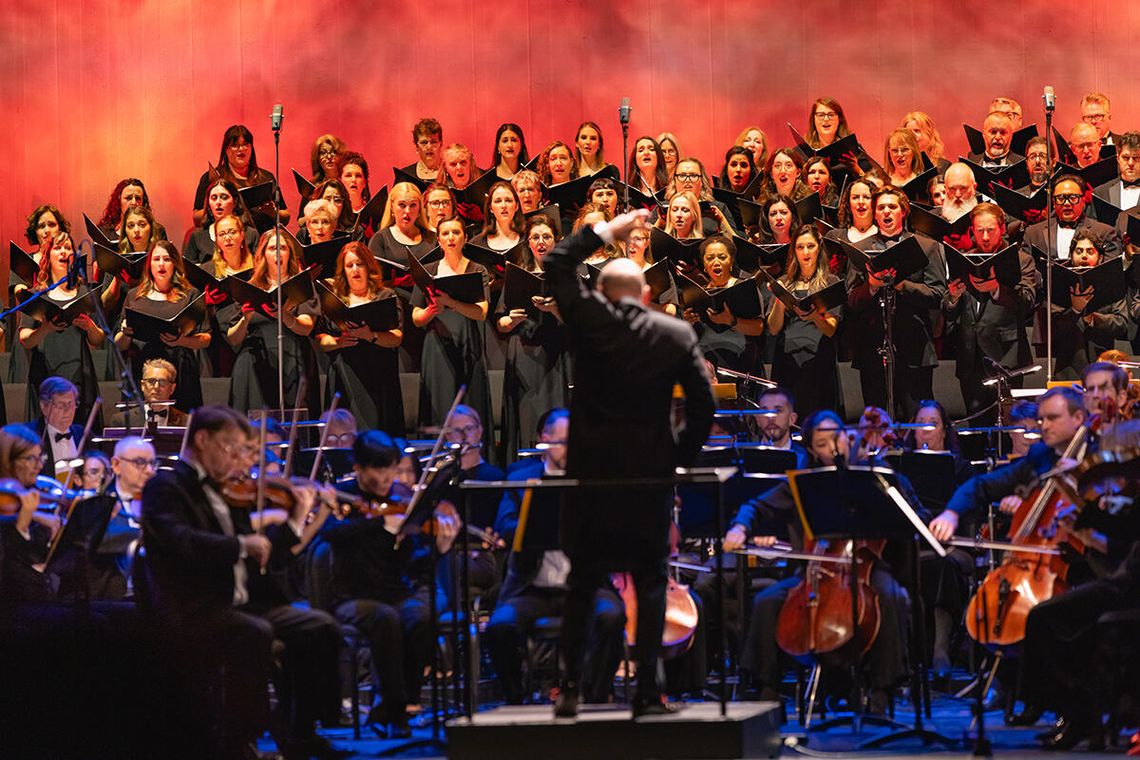 O Fortuna! Monumentalny koncert „Carmina Burana” w Lyric Opera O Fortuna! Monumentalny koncert „Carmina Burana” w Lyric Opera