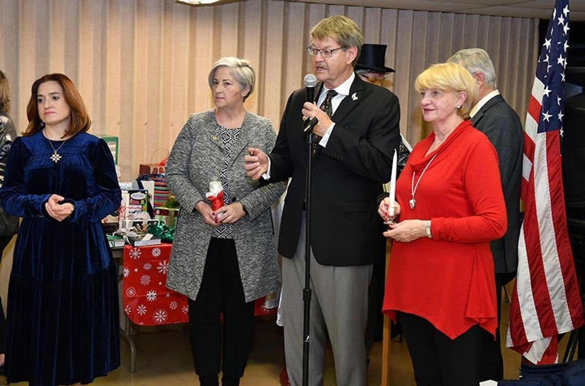 Opatek stanowego wydziału KPA z loterią na rzecz Domu Samotnej Matki