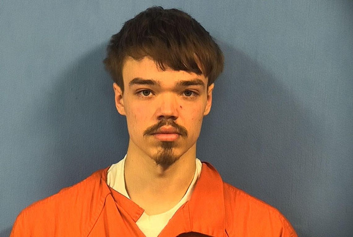 Oskarżony o zabójstwo ciężarnej z Downers Grove w stanie krytycznym po samookaleczeniu w więzieniu