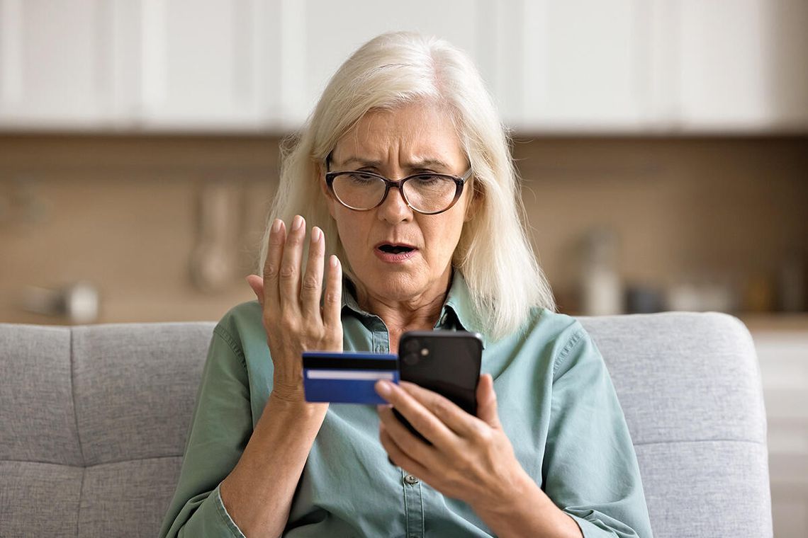 Oszustwo na „odzyskiwanie pieniędzy” – przestępcy uderzają dwa razy