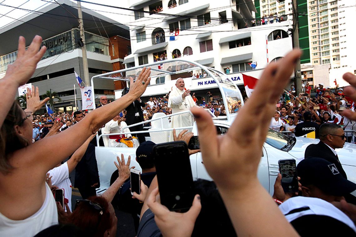 Papież Franciszek w Panamie: Kościół musi być pokorny i ubogi, a nie wyniosły i pełen pychy (ZDJĘCIA)