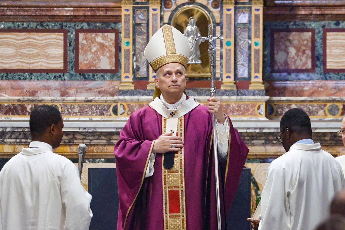 Papież wysłał na Ukrainę lekarstwa warte ponad milion euro i grzejniki Papież wysłał na Ukrainę lekarstwa warte ponad milion euro i grzejniki