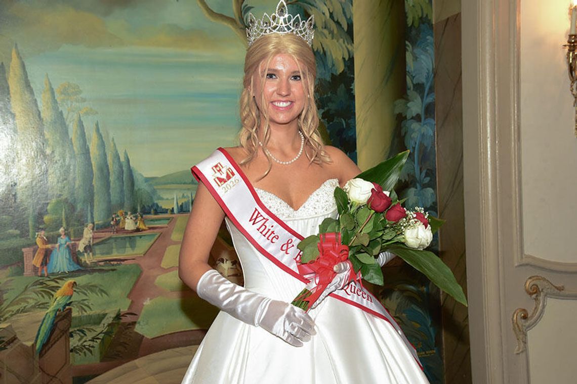 Paula Kowalczyk królową 86. Balu Amarantowego w Chicago