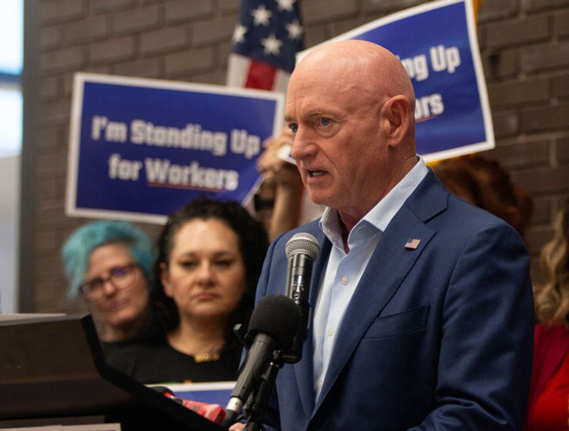 Pentagon zapowiedział zdegradowanie senatora Kelly'ego za „podżeganie do buntu” Pentagon zapowiedział zdegradowanie senatora Kelly'ego za „podżeganie do buntu”