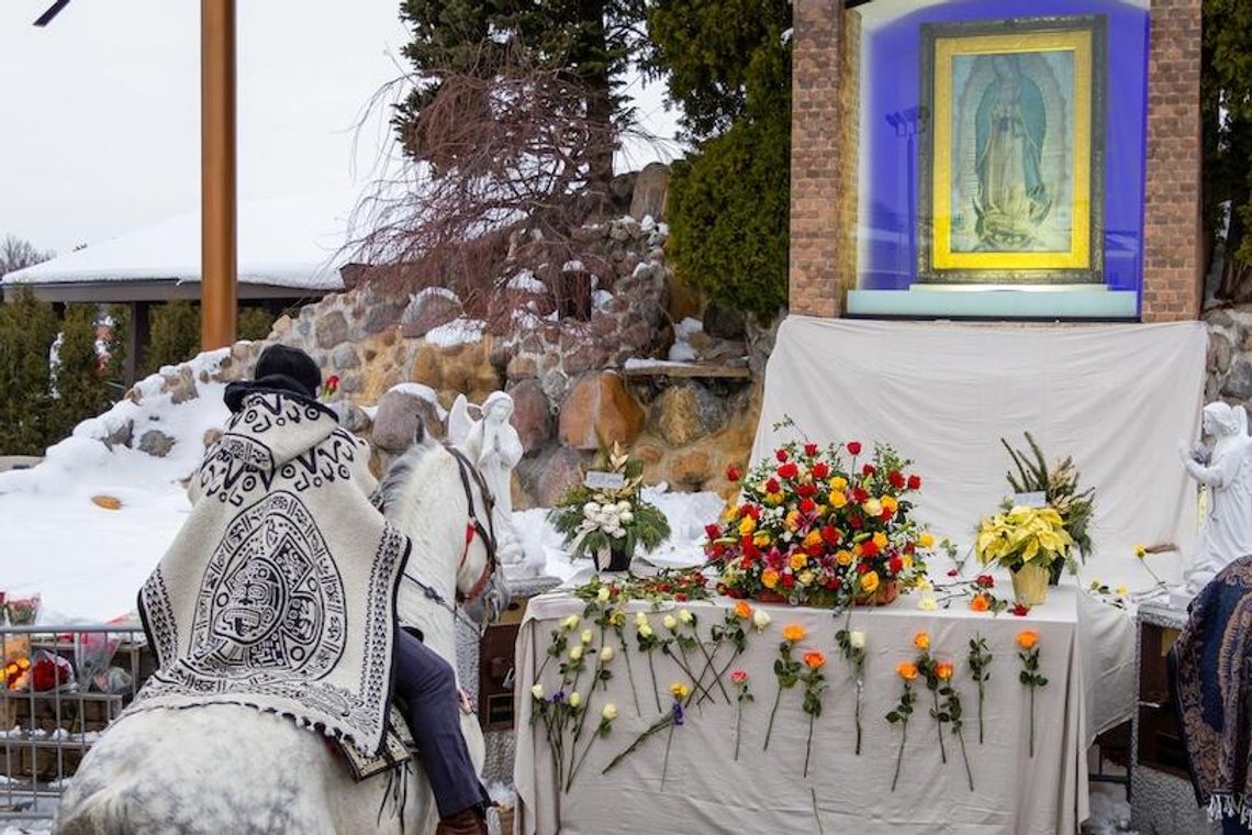 Pielgrzymka do sanktuarium Matki Bożej z Guadalupe w Des Plaines zgodnie z planem mimo obaw związanych z nalotami imigracyjnymi