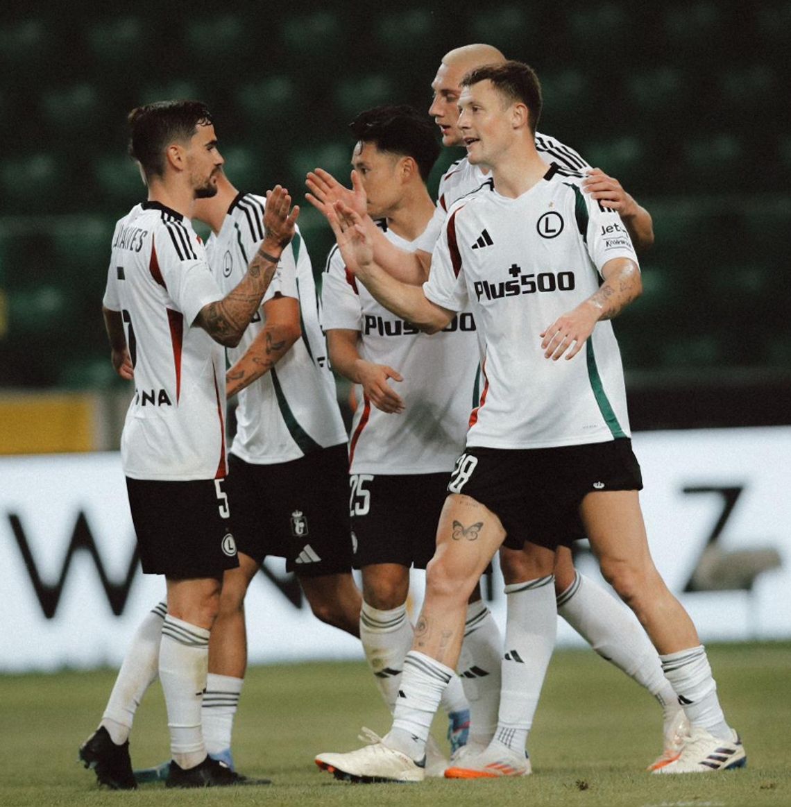 Piłkarska LK - Legia rozgromiła Caernarfon Town. Pół tuzina goli