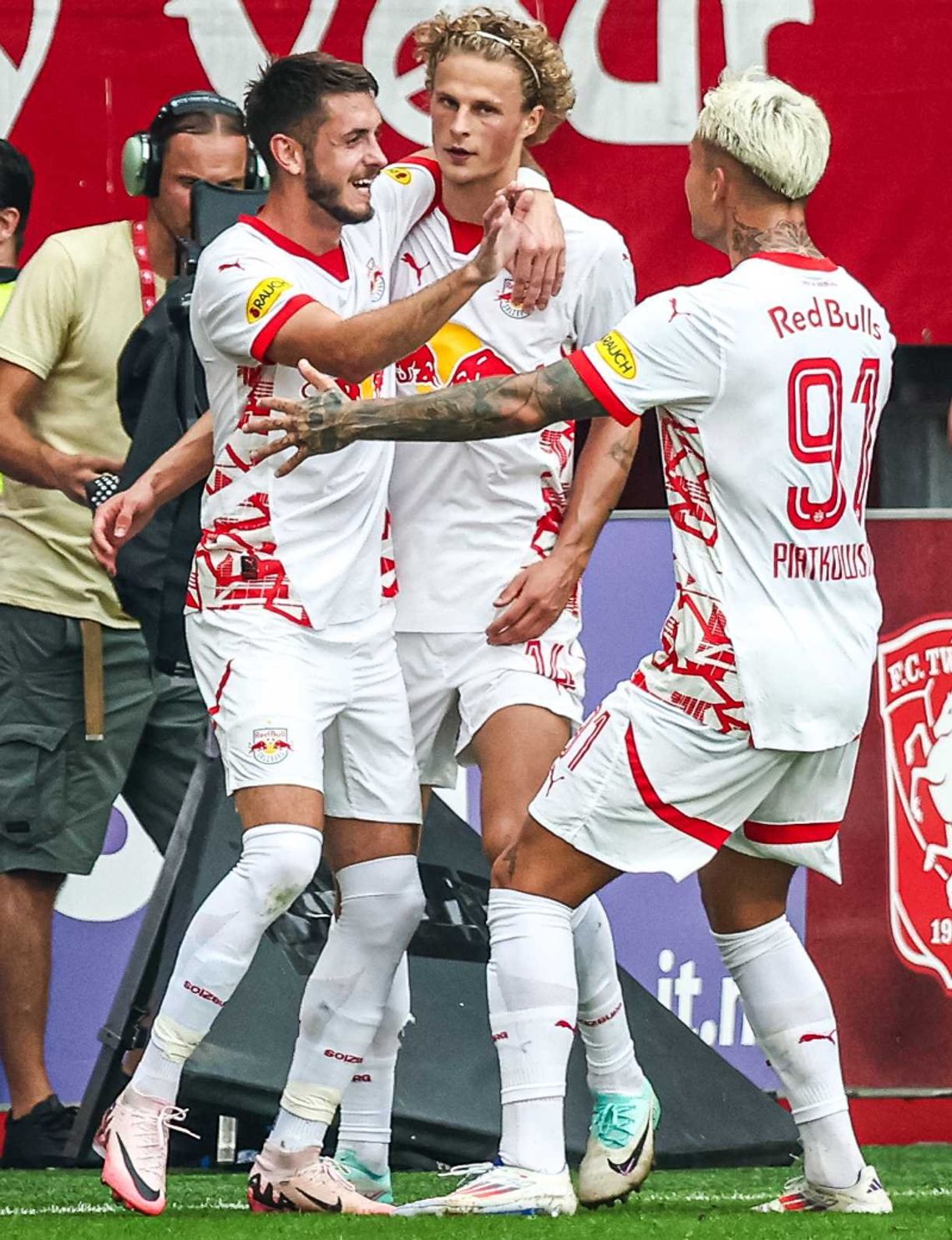 Piłkarska LM - awans FC Salzburg i FC Midtjylland z Polakami w składzie