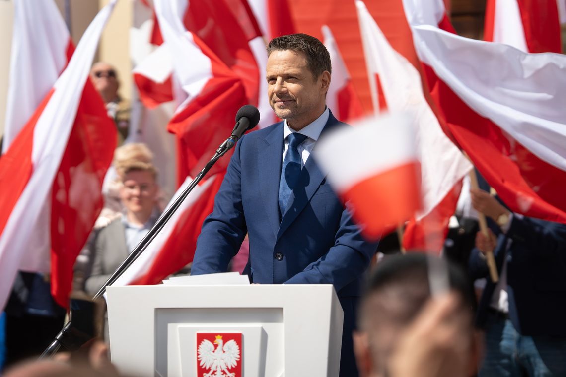 PiS pyta Trzaskowskiego o dostęp do informacji niejawnych. Szefowa sztabu: Rafał Trzaskowski ma aktualne poświadczenia