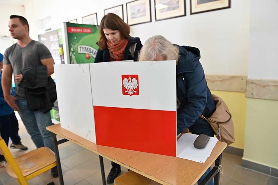 PKW. Frekwencja w referendum wyniosła 40,91 proc.; wynik referendum nie jest wiążący