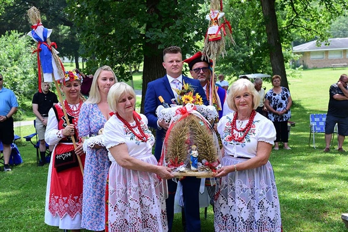 „Plon niesiemy plon” – dożynki w Yorkville