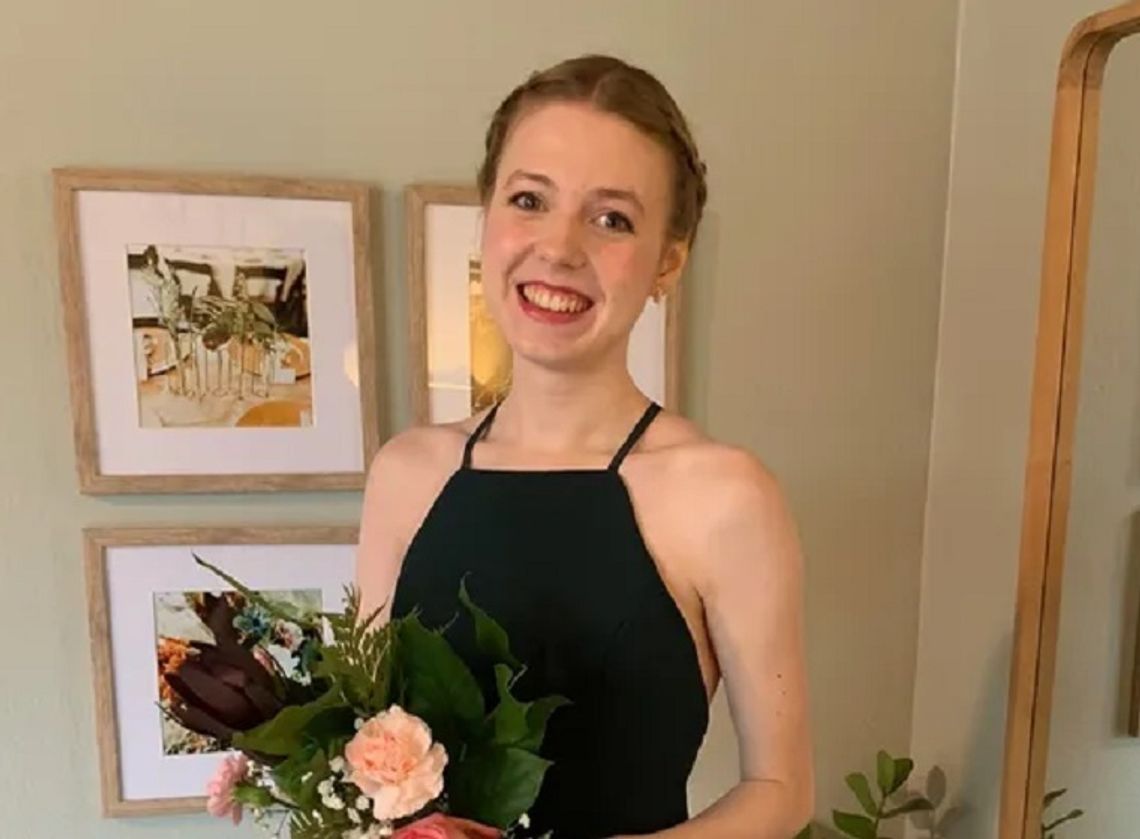 Po fali wsparcia rodzina ujawnia tożsamość 26-latki podpalonej w pociągu CTA Po fali wsparcia rodzina ujawnia tożsamość 26-latki podpalonej w pociągu CTA