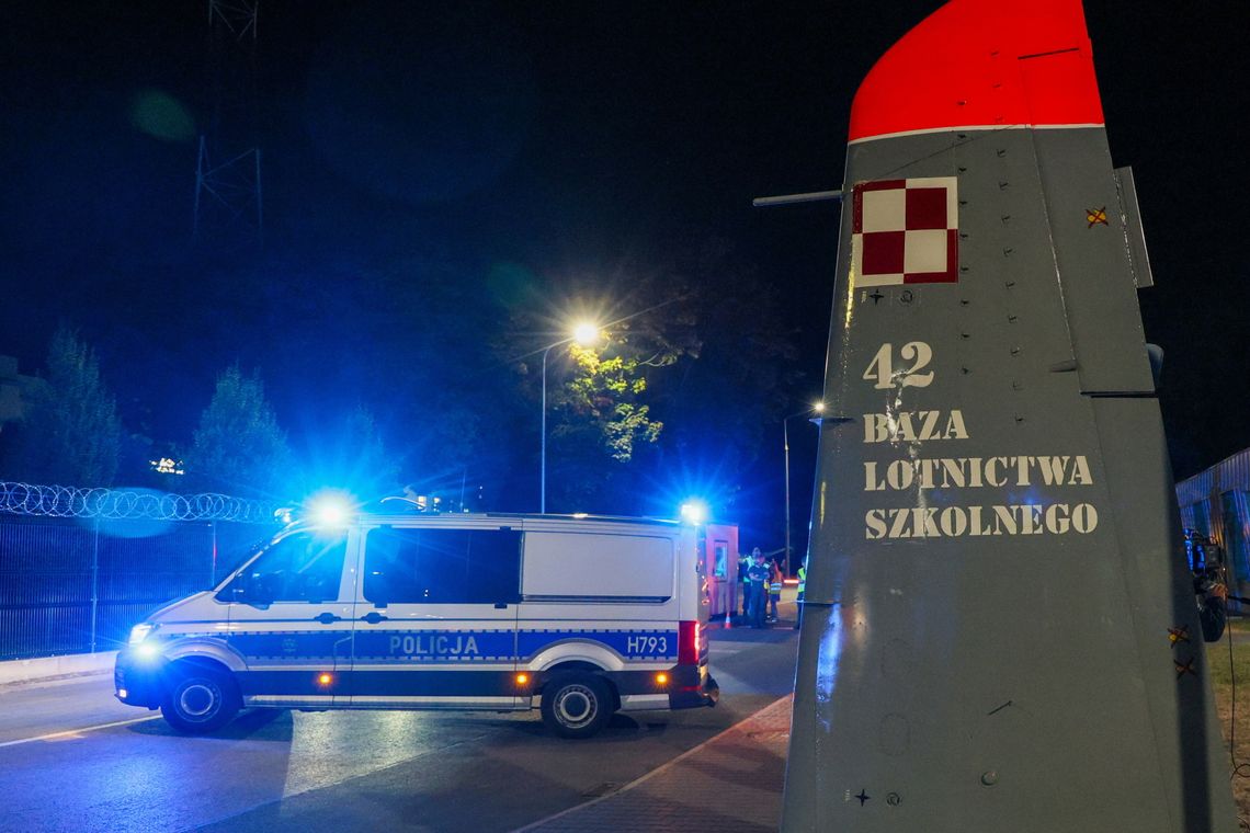 Podczas ćwiczeń przed AirSHOW w Radomiu rozbił się polski samolot F-16; pilot nie przeżył