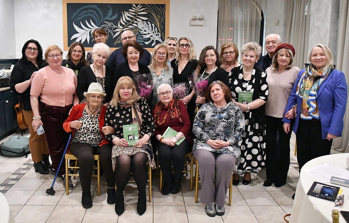 Poezja bez granic i serca otwarte na pomoc