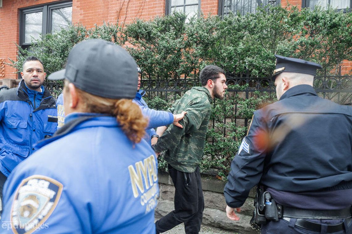 Policja: sobotnie incydenty przed rezydencją burmistrza Nowego Jorku badane jako akt terroru
