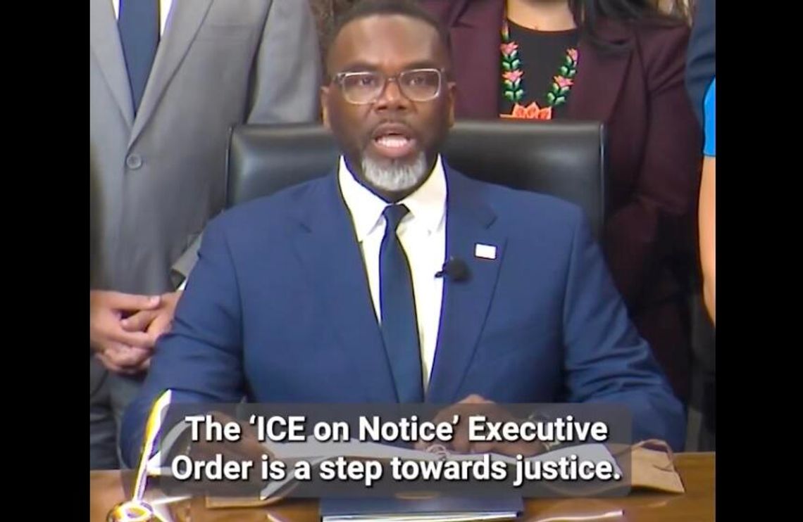 Policja w Chicago ma dokumentować możliwe naruszenia prawa przez ICE, burmistrz wydał rozporządzenie