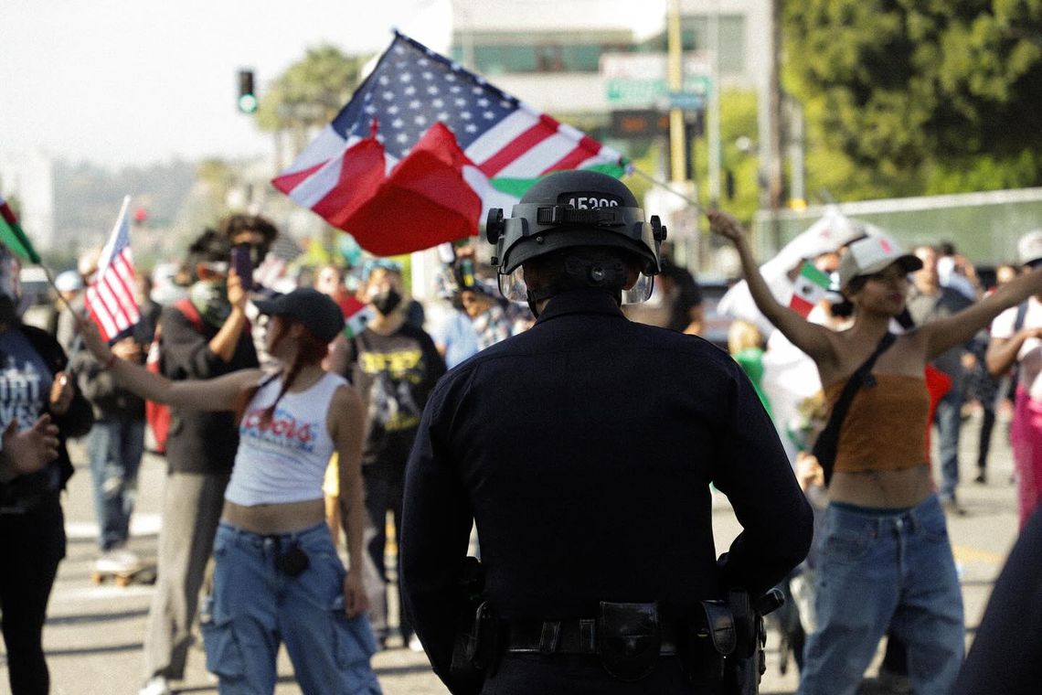 Policja: za naruszenie godziny policyjnej w Los Angeles zatrzymaliśmy 25 osób