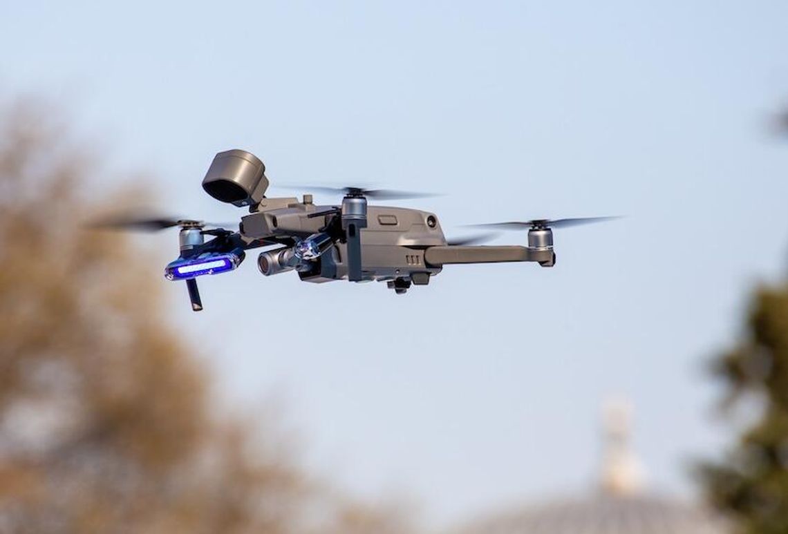 Policyjny dron w Oak Brook już w akcji – pomaga łapać przestępców, zanim dotrze patrol (WIDEO) Policyjny dron w Oak Brook już w akcji – pomaga łapać przestępców, zanim dotrze patrol (WIDEO)