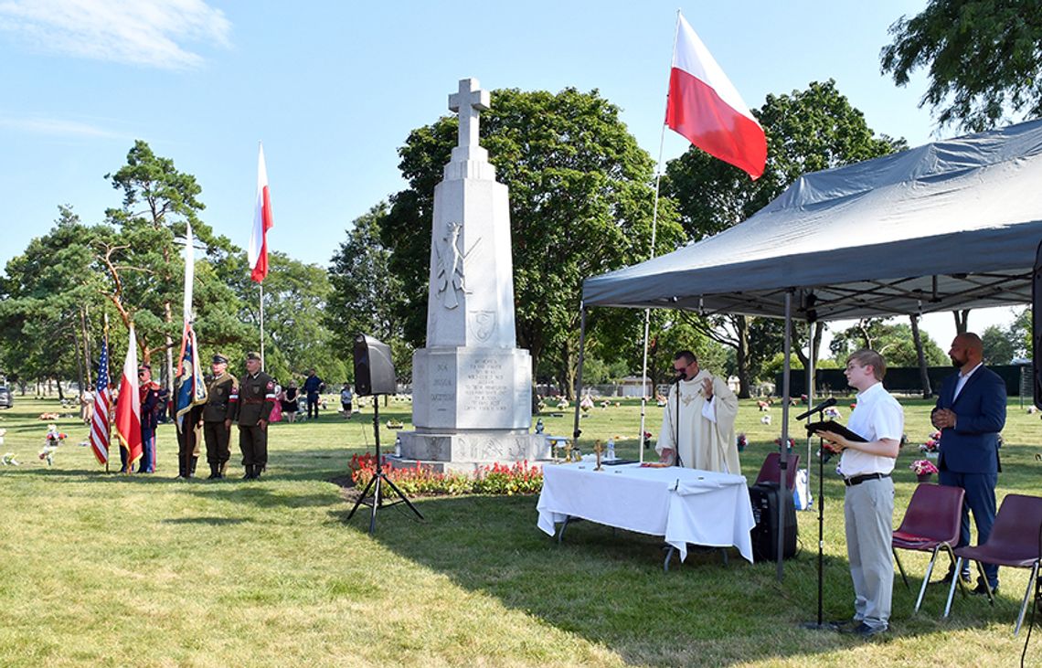 Polonijne obchody 80. rocznicy wybuchu Powstania Warszawskiego na cmentarzu Maryhill