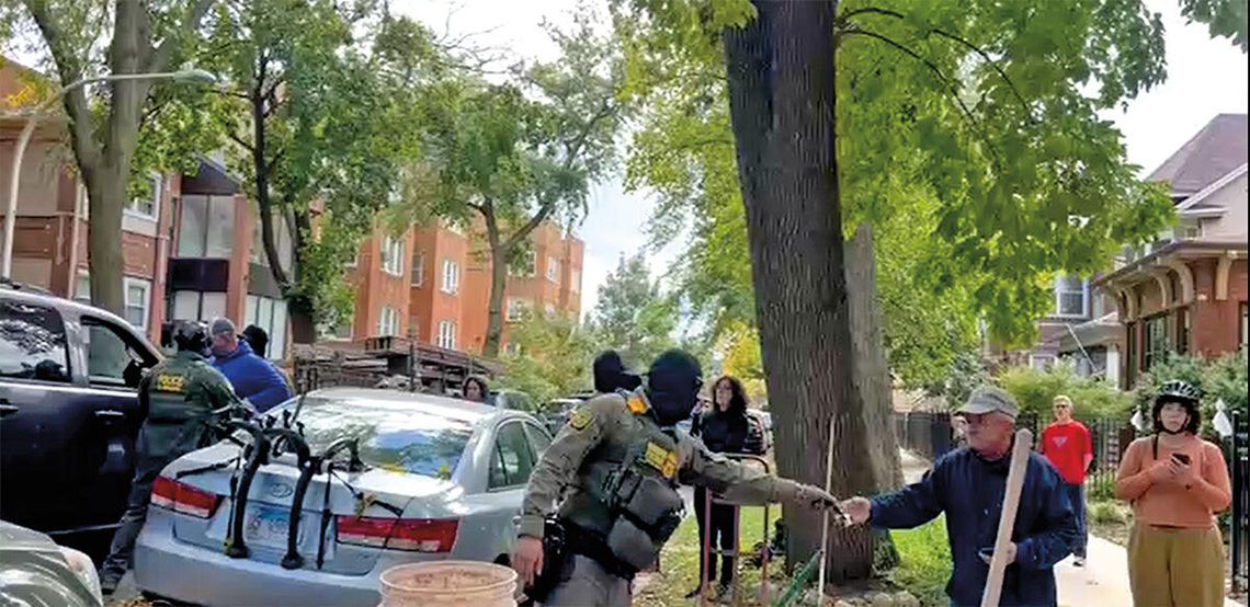 Polscy kontraktorzy zatrzymani w łapankach imigracyjnych na północy Chicago (WIDEO) Polscy kontraktorzy zatrzymani w łapankach imigracyjnych na północy Chicago (WIDEO)