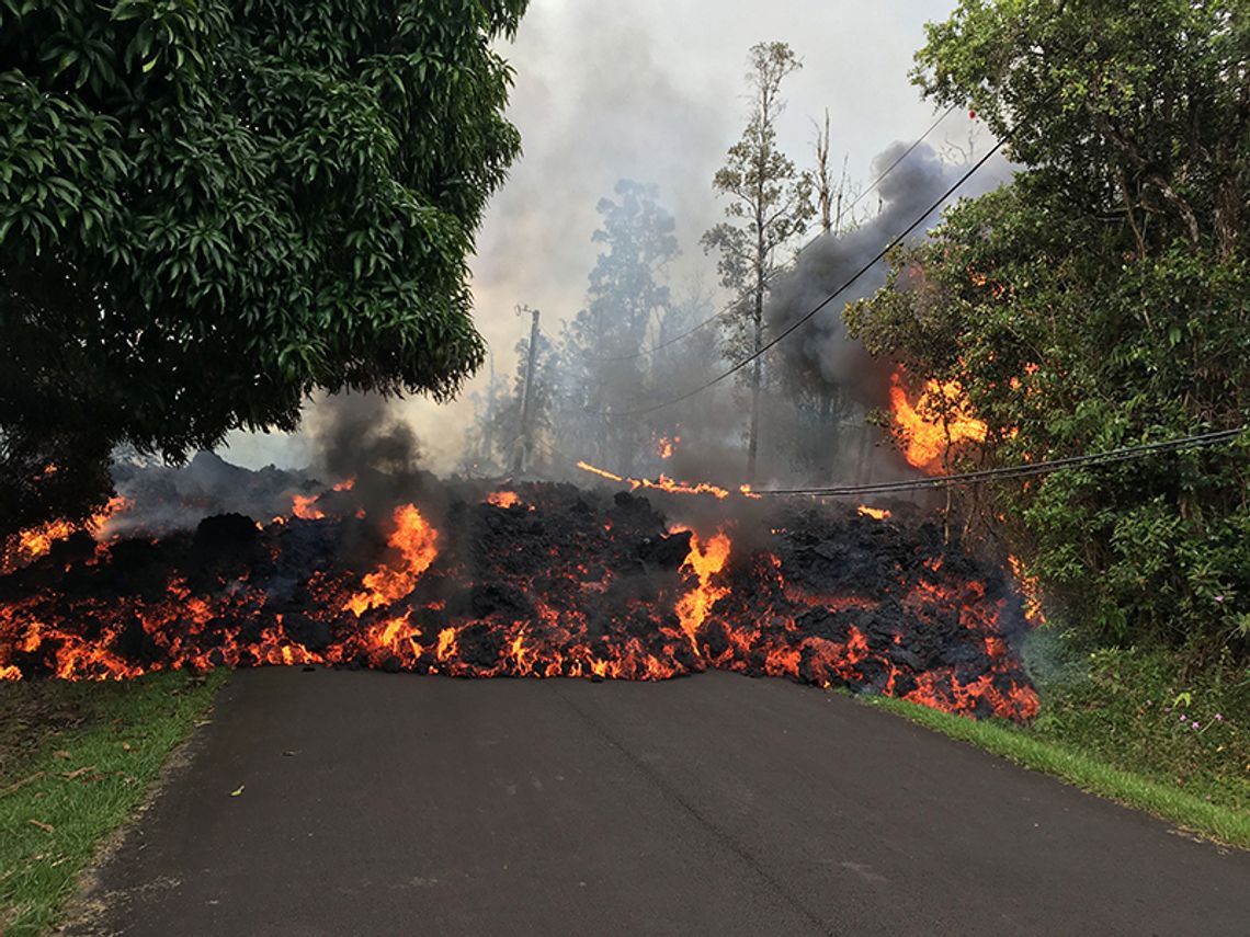 Ponad 1700 osób ewakuowano po erupcji wulkanu na Hawajach