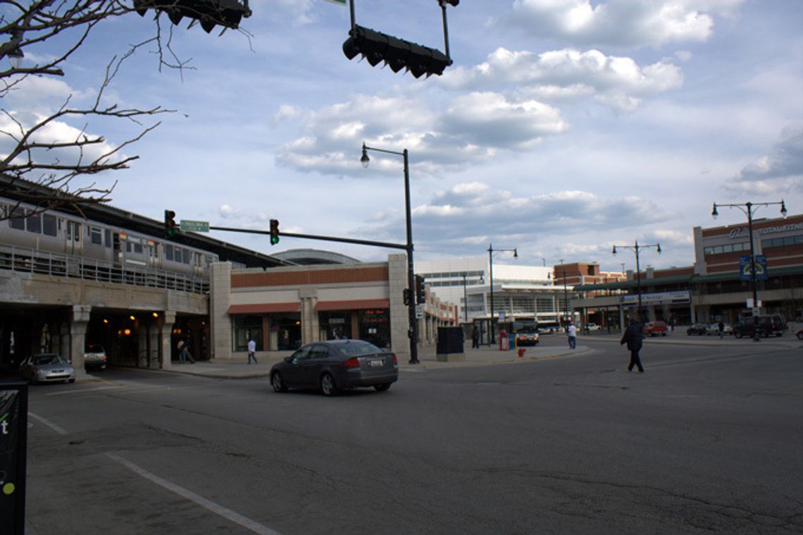 Pracownik CTA postrzelony przy stacji kolejki na północy Chicago