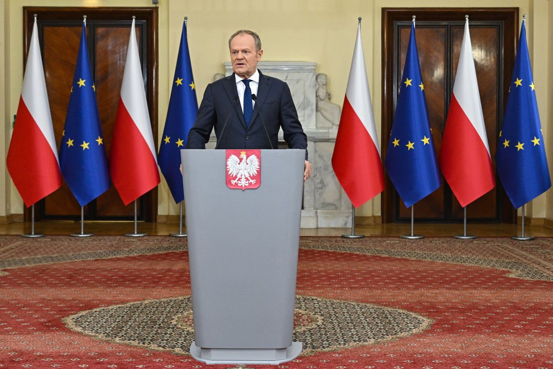 Premier: obniżymy podatki paliwowe, cena w detalu spadnie o ok. 1,2 zł na litrze