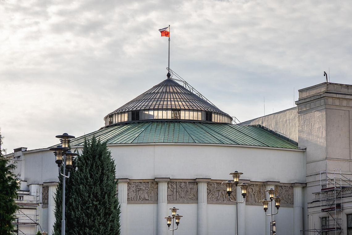 Premier wniósł o zgodę na dalsze czasowe zawieszenie prawa do azylu